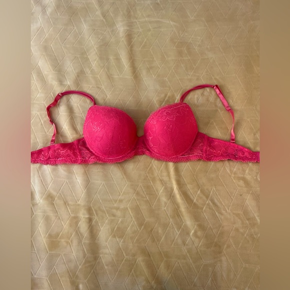 Lace PushUp Bras - Picture 2 of 3